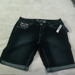 Bermuda shorts dark wash